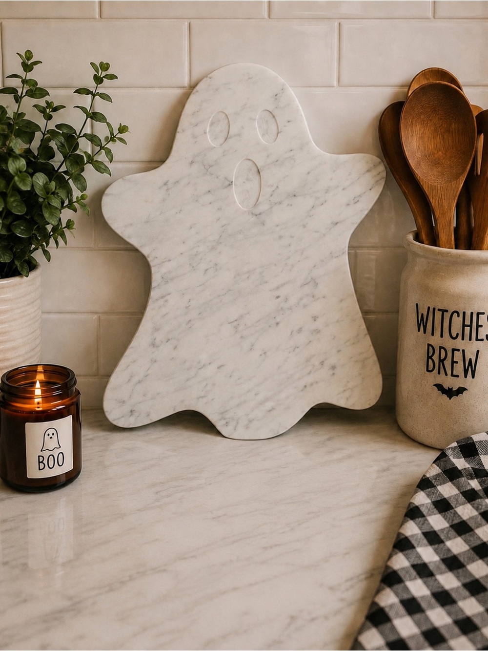 Ghost-Shaped Marble Serving Board - White